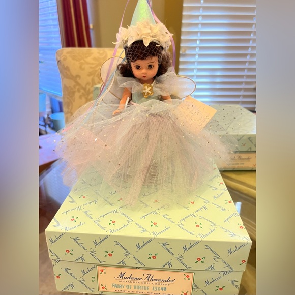 Madame Alexander Doll | ‘Fairy of Virtue’ - Picture 3 of 3